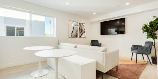 1224 W 37th Place - Co-Living 1224 W 37th Place - Co-Living Gallery 27