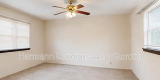 5046 Winona Avenue Gallery 14
