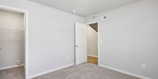 390 Catherine Avenue Gallery 13