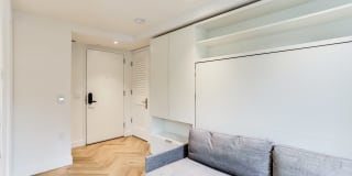 The Stanton Gallery 18