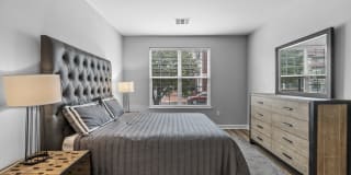 Harbor Pointe Gallery 85