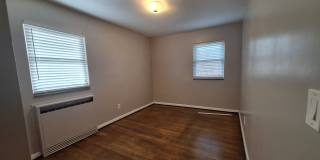 Charming 2 bedroom duplex perfectly located in Rochester Gallery 10