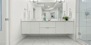 125 ISLAND WAY Gallery 21