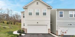 141 FOUR LEAF Drive Gallery 1