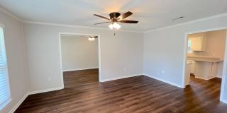 3 BED | 2 BATH | SCREENED IN SUNROOM | SOUTHSIDE/VERNONBURG 3 BED | 2 BATH | SCREENED IN SUNROOM | SOUTHSIDE/VERNONBURG Gallery 4
