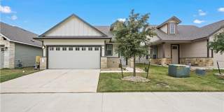 827 Mineral Wells Lane Gallery 1