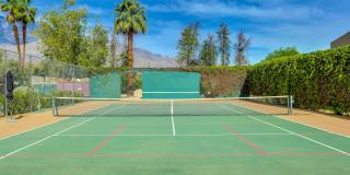 215 Desert Lakes Dr Unit True Mid-Century Living Gallery 60