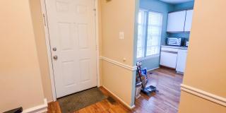Beautiful 3BR Townhouse in Rockville/Derwood for early June Move-In! Gallery 6