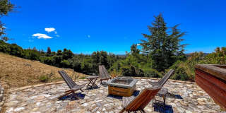 Stunning Alta Heights Hillside Home with Panoramic Views & Expansive Deck Gallery 37