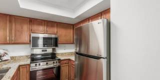 Modern 2-Bedroom Chandler Condo Gallery 8