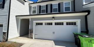 Room in 4 Bedroom Townhome at Clark Creek Ln Gallery 1