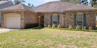 Greenleaves gem 3 bd 2 ba home, fenced yard! Gallery 1