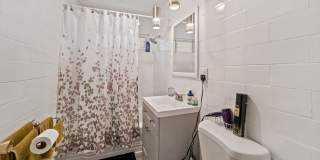 Spacious 4-Bedroom Single Family Home for Rent in Westchester Gallery 16