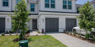 Brand-New 3BR/2.5BA Townhouse for Rent in Lakewood Ranch — $2,300/Month, Internet & Lawn Care Included Gallery 1