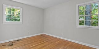 Brick Ranch Primary No Carpet Gallery 17