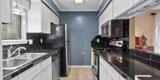 2 Bedroom 2 Bath in Ideal Location Gallery 7