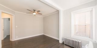 5059 North Damen Gallery 1
