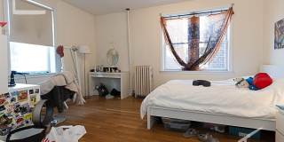 Nice 3 bed in Brookline Gallery 11