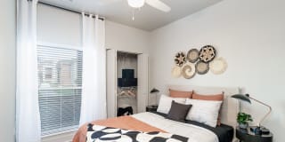 The Avante Gallery 23