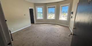 524 S Grand Ave East Gallery 1