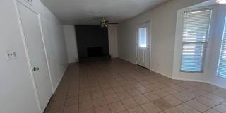 1550 W Knowles Avenue Gallery 3