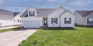 Pet Friendly Three Bedroom with Bonus! Gallery 1
