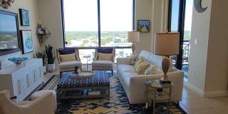 Short term ONLY luxury 2/2 condo in the heart of downtown Sarasota Gallery 12
