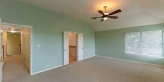 Spacious and stunning 4 bed 3.5 bath in Austin!!! Gallery 35