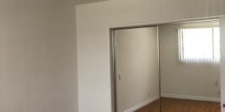 3747 CLARINGTON AVE Gallery 27