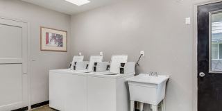 Townhouse Square Gallery 23