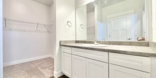 Spacious Condo Near Primary Children’s Hospital! Gallery 19