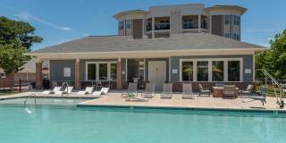 Pinnacle Apartments Gallery 2