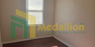 Updated 4-Bedroom Home on a Quiet Block Gallery 21