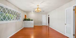 3423 56th Street Gallery 3