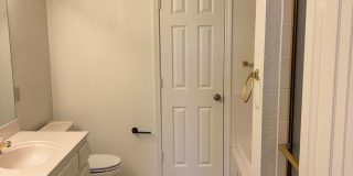 3br 2.5ba on Surrey Hills Golf Course!! Gallery 21