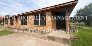 3593 Ennis Ave - 1 Bedroom, 1 Bathroom Fourpelx in Bardwell, TX! Gallery 1