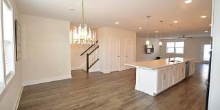 44840 TIVERTON SQ Gallery 18