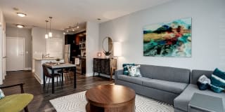 Del Ray Central Gallery 19