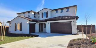 BEAUTIFUL BRAND NEW "NEXT-GEN" HOME W/ SOLAR & SIERRA VIEWS!! Gallery 1