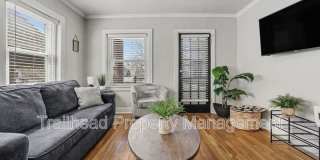 4015 Charlotte St Gallery 2
