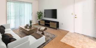 Creekside Square Apartments Gallery 10