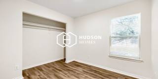 820 Hubert Street Gallery 10