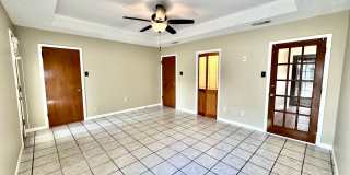 Prime Baton Rouge Location! 3BR Garden Home Across from Perkins Rowe Prime Baton Rouge Location! 3BR Garden Home Across from Perkins Rowe Gallery 16