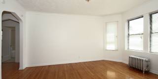 8241 S Ellis Gallery 16