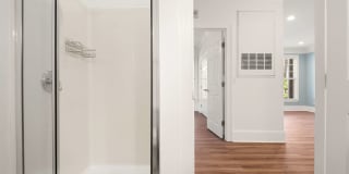 **RENT INCENTIVE!!** Freshly Updated 2BR/2BA Condo - Minutes to North Hills Gallery 10