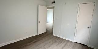 Dodson Courtyard Apartments 1 & 2 Bedrooms Available Gallery 27