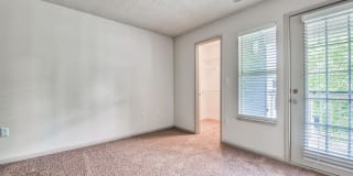 Sailpointe at Lake Norman Apartment Homes Gallery 72