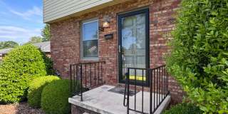 Spacious 2 Bed, 1.5 Bath Apartment in Prime Location Gallery 1