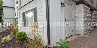 Beautifully Remodeled Apartment Home with Washer/Dryer in-Unit and Luxury Finishes! Gallery 181