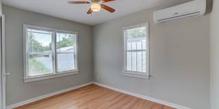 COMING SOON! Newly Renovated 2 Bed / 1 Bath house! Apply today! Gallery 1